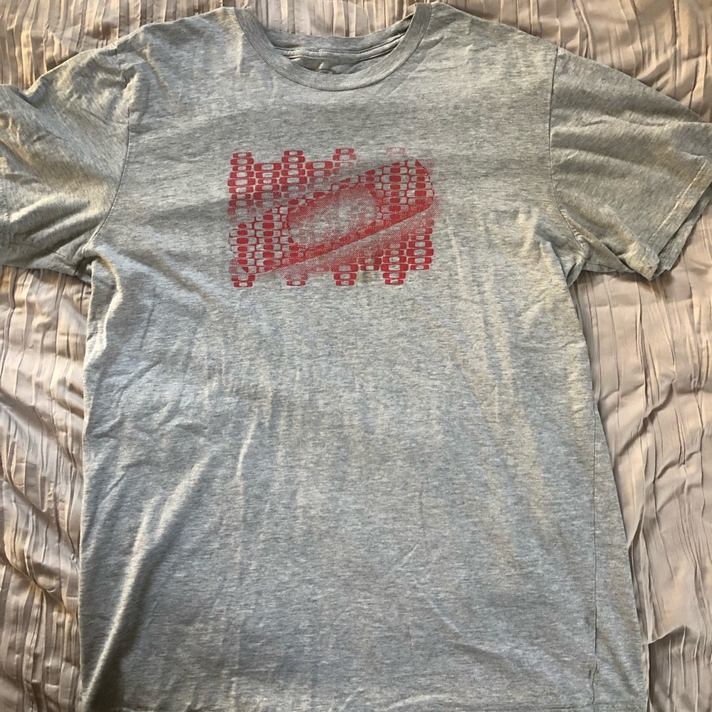 Mens oakley t shirt